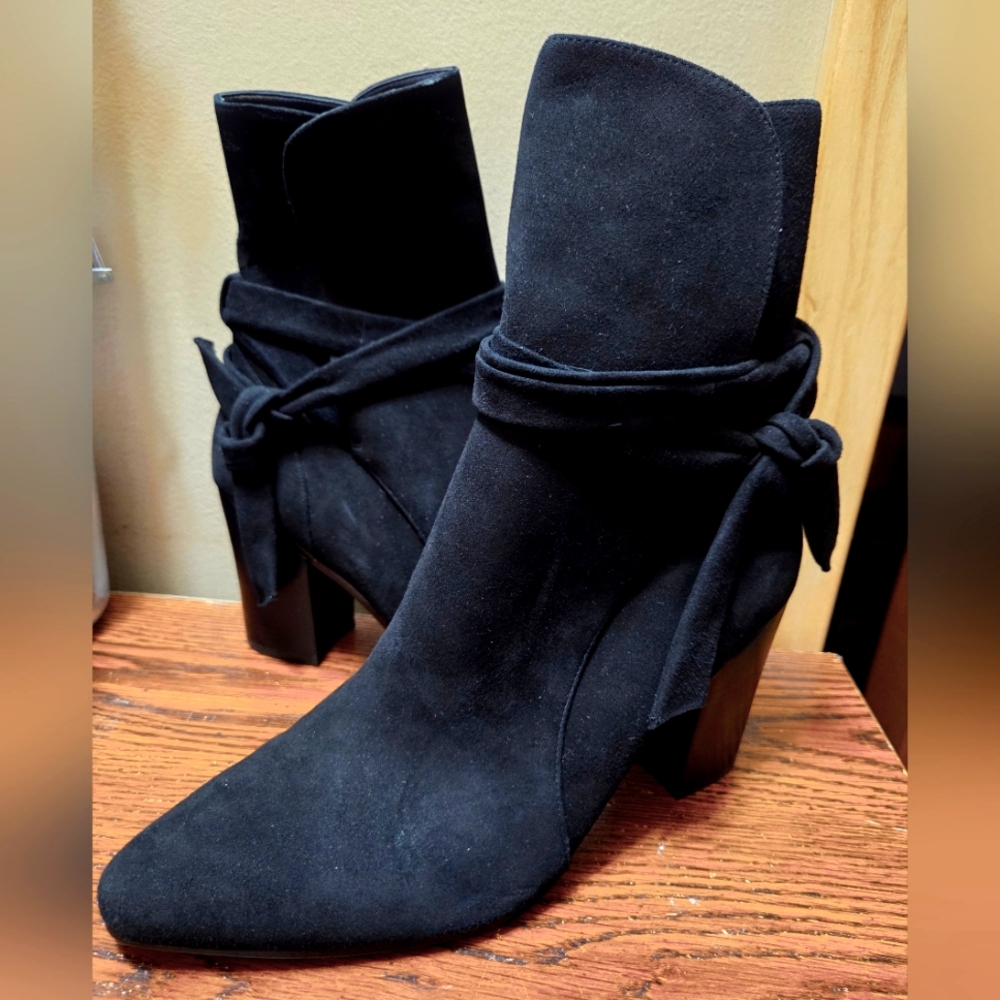 Banana Republic Suede Wrap Booties - Picture 2 of 4
